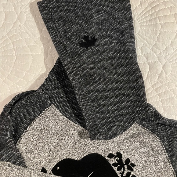 Roots Hoodie Kids Size XL - Picture 7 of 11